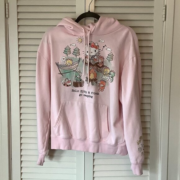 Hello Kitty sweatshirt women's medium pink "Hello Kitty and Friends Go Camping" - Picture 2 of 7